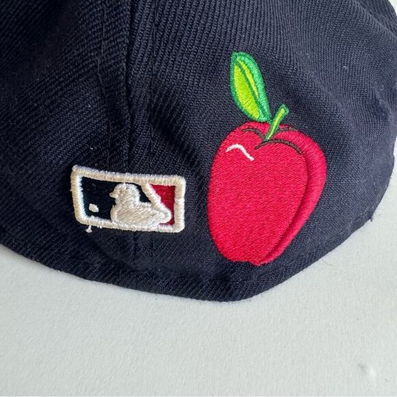 New Era Ny Yankees Hat, Fitted 8- Special Subway Apple Statue of Liberty serie - Picture 5 of 11